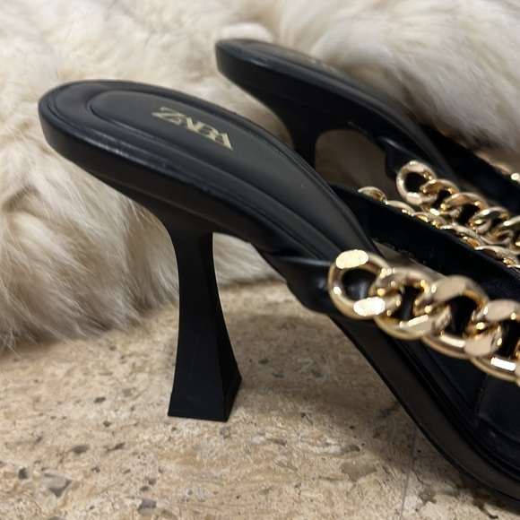 Zara gold chain sandals - Picture 6 of 6